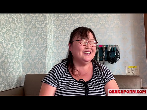 ❤️ Fette japanische Mutter zeigt ihre riesigen Titten und genießt ein Sexspielzeug. Eine 51-jährige asiatische Mutter spricht über ihre sexuellen Erfahrungen. Yukiko 1 OSAKAPORN fette Milf ️❌ Super sex bei uns ☑