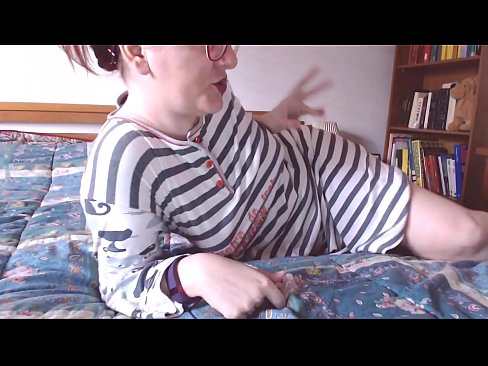 ❤️ Nimm diesen großen schwarzen Schwanz in deinen Mund kleine Sklavin ️❌ Super sex bei uns ☑