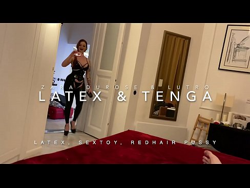 ❤️ Rothaarige Stiefschwester im Latexkostüm von Stiefbruder gefickt ️❌ Super sex bei uns ☑