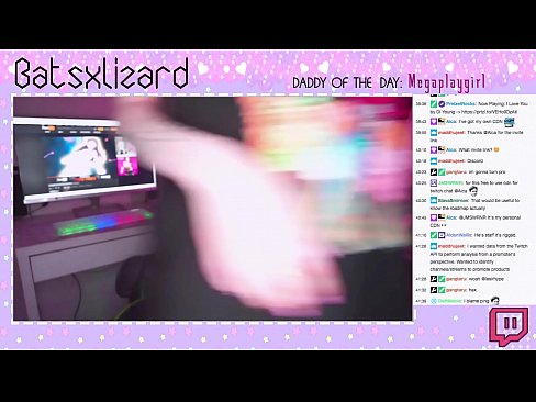 ❤️ GAMER VERGISST, DEN STREAM ABZUSCHALTEN UND SPRITZT LIVE AUF SENDUNG ️❌ Super sex bei uns ☑